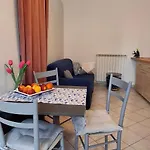 Casa Pesce 아파트 Castel di Iudica